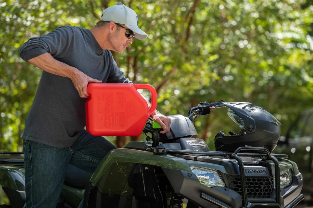 Cheapest โ๏ธ Scepter USA Gas Cans 5-Gallon Plastic Gasoline Can ๐ 4 Cheapest โ๏ธ Scepter USA Gas Cans 5-Gallon Plastic Gasoline Can ๐ - Image 4